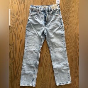 Abercrombie Ultra High Rise Ankle Straight Jeans NWT